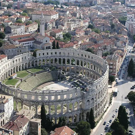Apartment Pula 30 Pula